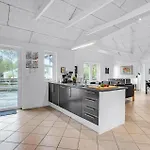 Pet Friendly In With Kitchen Dom wakacyjny Romo