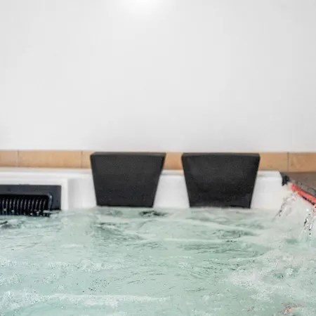 Pet Friendly In Romo With Kitchen