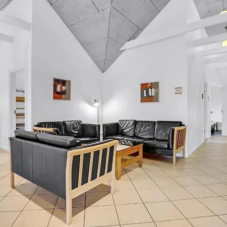Vakantiehuis Pet Friendly In Romo With Kitchen *
