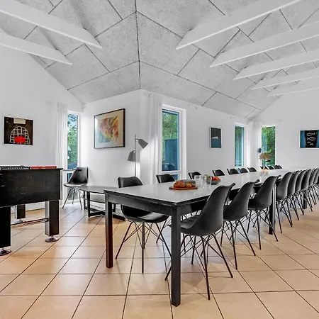 Pet Friendly In Romo With Kitchen *